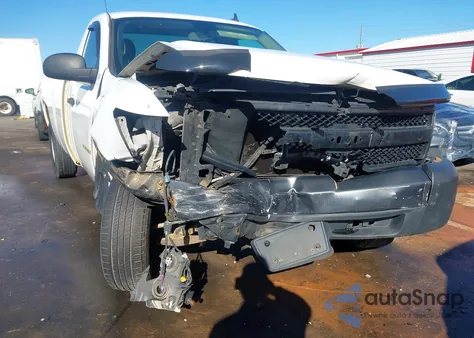 2008 Chevrolet Silverado 1500 Work Truck from USA, damaged, VIN 1GCEC14X68Z110651